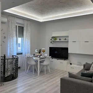 Stella , Somma Lombardo Italia