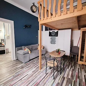 Loft&steam - Designer With Sauna & Ac , Budapest Ungheria
